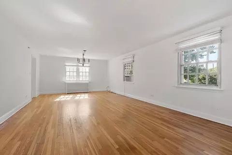 Living - 18 Bates St #E, Ayer, MA 01432 photo 1 of 4