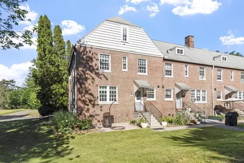 Exterior - 18 Bates St #E, Ayer, MA 01432 photo 3 of 6