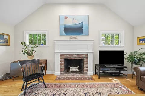 Living - 23 Del Prete Dr, Hingham, MA 02043 photo 2 of 4