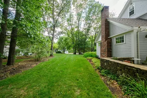 Exterior - 23 Del Prete Dr, Hingham, MA 02043 photo 5 of 6