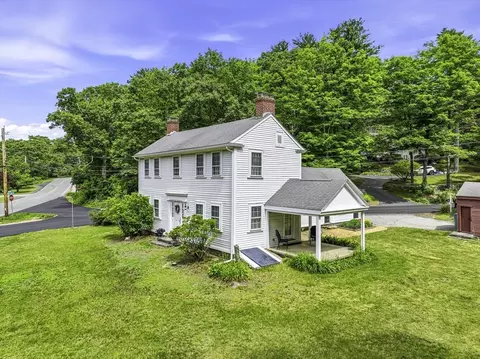 236 Mendon St, Upton, MA 01568 photo 2