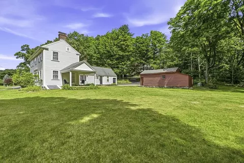236 Mendon St, Upton, MA 01568 photo 4