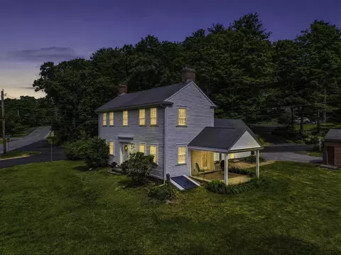 236 Mendon St, Upton, MA 01568