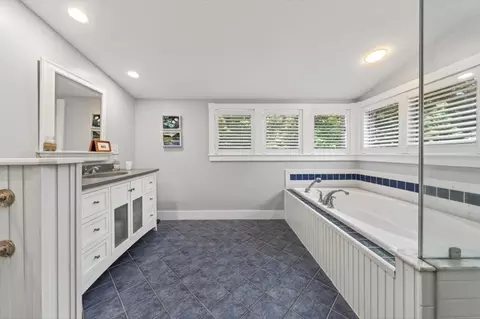 Bath - 136 S Pleasant, Hingham, MA 02043 photo 1 of 1
