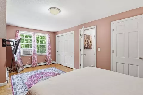 Bedroom - 64 Senator St, Springfield, MA 01129 photo 5 of 6