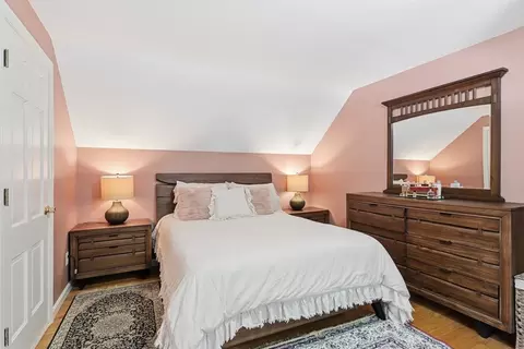 Bedroom - 64 Senator St, Springfield, MA 01129 photo 3 of 6