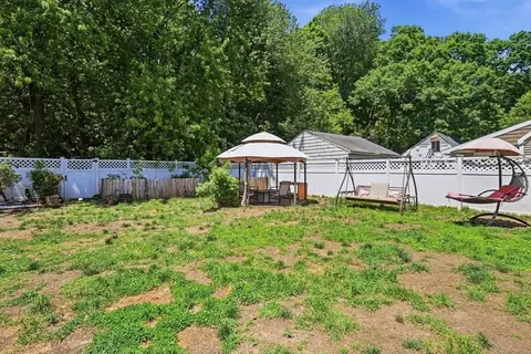 Exterior - 64 Senator St, Springfield, MA 01129 photo 10 of 10