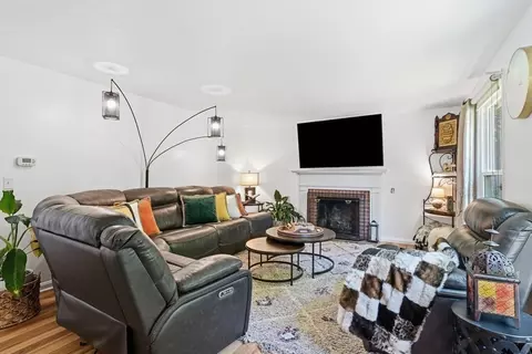 Living - 64 Senator St, Springfield, MA 01129 photo 1 of 4