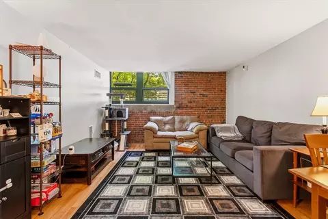 42 Eighth St #5314, Boston, MA 02129