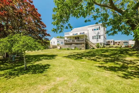 706 Gifford Rd, Westport, MA 02790