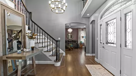 Entry Way - 394 Mohawk Rd, Raynham, MA 02767 photo 1 of 4