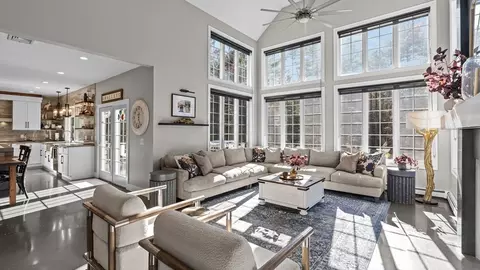 Living - 394 Mohawk Rd, Raynham, MA 02767 photo 2 of 3