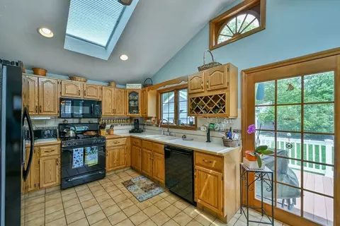 246 Manning St, Needham, MA 02492 photo 16