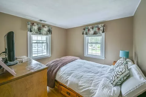 246 Manning St, Needham, MA 02492 photo 33