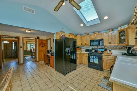 246 Manning St, Needham, MA 02492 photo 17