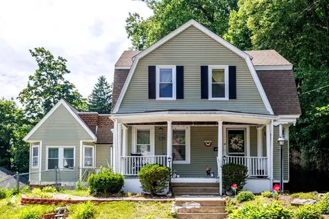 48 Bond St, Fitchburg, MA 01420