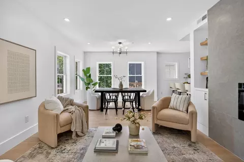 131 Hudson St #2, Somerville, MA 02144