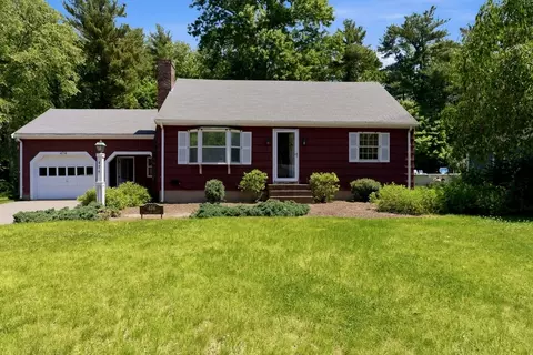 474 Orchard St, Raynham, MA 02767