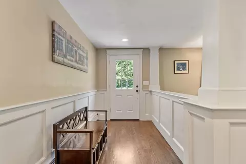 Entry Way - 1 Riverview Ave, Maynard, MA 01754 photo 2 of 3