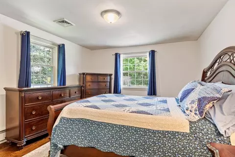 Bedroom - 1 Riverview Ave, Maynard, MA 01754 photo 1 of 5