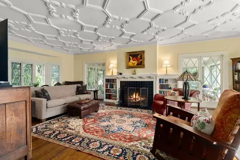 22 Whitman Rd, Worcester, MA 01609 photo 5