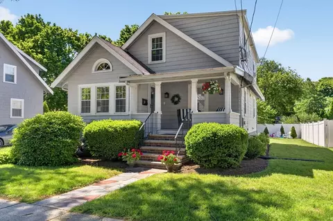 18 Hanson St, Wakefield, MA 01880