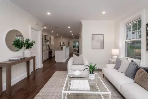 Entry Way - 20 Sherman St, Needham, MA 02494 photo 2 of 3