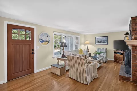15 Brezner Ln, Centerville, MA 02632 photo 12