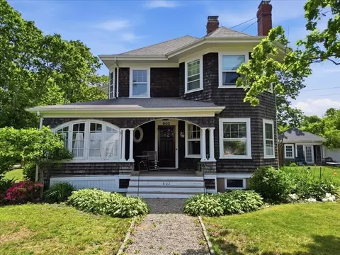 802 State Rd, Plymouth, MA 02360