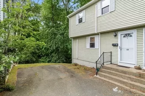 15 Cove Ave #15, Framingham, MA 01702