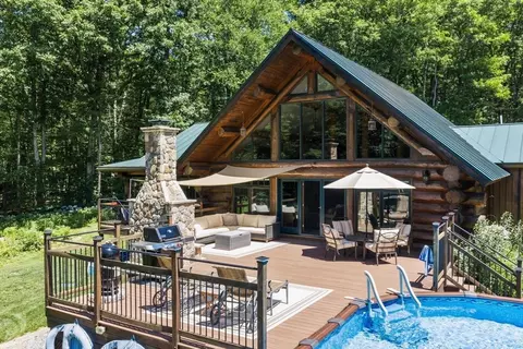 49 Beaman Rd, Princeton, MA 01541