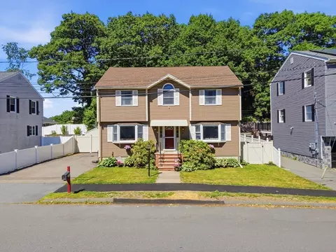 137 Maplewood Rd, Lynn, MA 01904