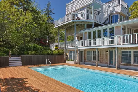208 Bradford St UNIT E11, Provincetown, MA 02657