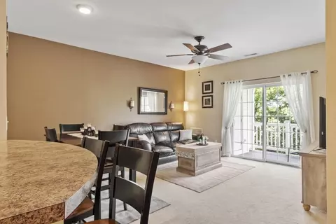 23 Hampshire Rd #414, Methuen, MA 01844