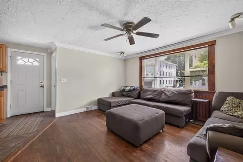 156 Pilgrim Ave, Worcester, MA 01604 photo 13