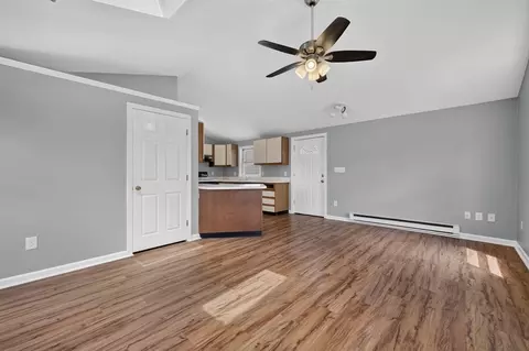 156 Pilgrim Ave, Worcester, MA 01604 photo 5