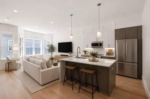 108 Allston St #2, Boston, MA 02134