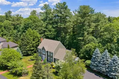 View/Area - 8 Sergeant Roode Ln, Middleton, MA 01949 photo 2 of 5