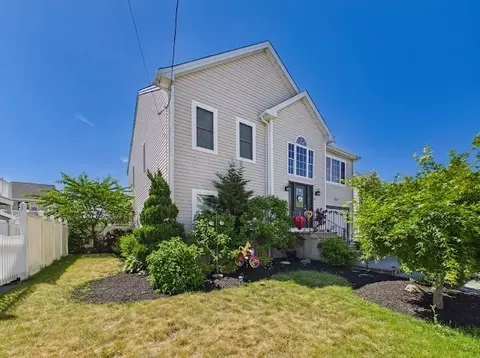 Exterior - 19 Abington Ln, Fall River, MA 02721 photo 2 of 3