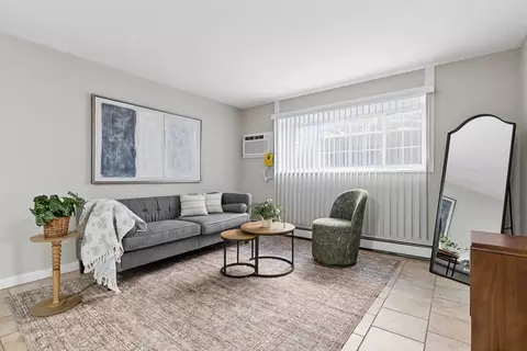 15 Staples Ave #12, Everett, MA 02149