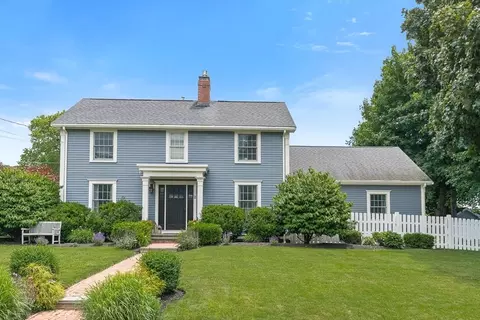 2 York Rd, Winchester, MA 01890
