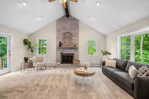 10 Grandview Rd, Reading, MA 01867 photo 15