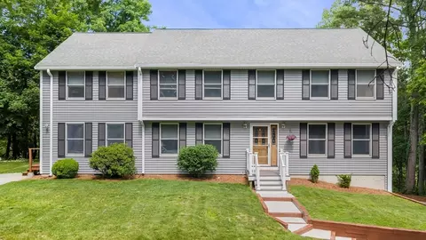 10 Grandview Rd, Reading, MA 01867 photo 2