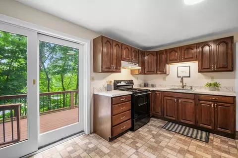 10 Grandview Rd, Reading, MA 01867 photo 36