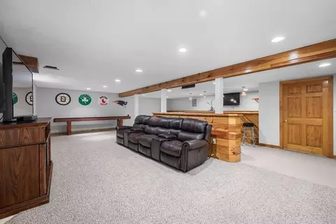 10 Grandview Rd, Reading, MA 01867 photo 29
