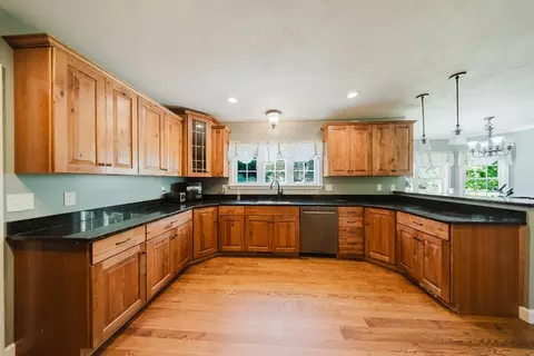 149 Taylor St, Granby, MA 01033 photo 8