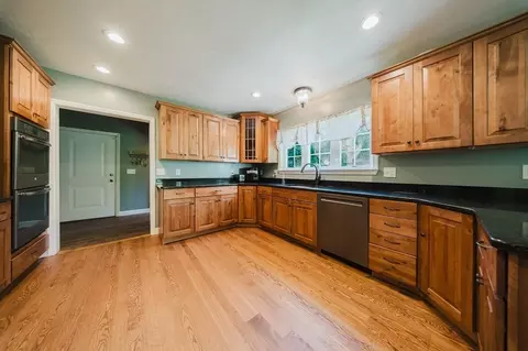 149 Taylor St, Granby, MA 01033 photo 7