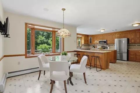 Dining - 45 Mendon St, Upton, MA 01568 photo 4 of 4