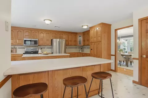 Kitchen - 45 Mendon St, Upton, MA 01568 photo 2 of 4