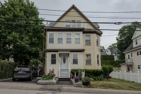 162 Glendale Rd, Quincy, MA 02169